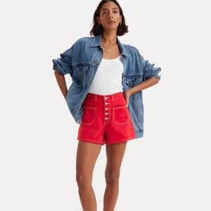 Levi’s mom patch pocket shorts